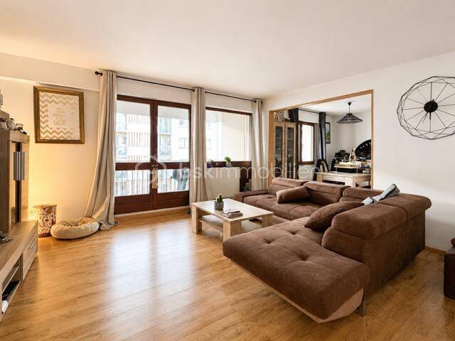 Appartement 4 pièces 82 m² · à Mulhouse · 82,5 m² · 108 000 €