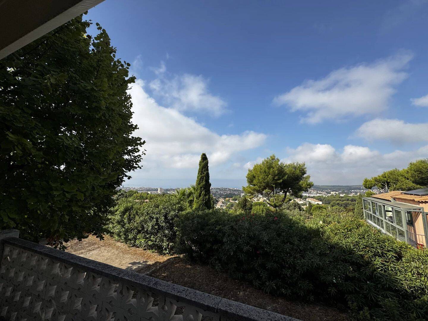 Appartement 3 pièces 94 m² · à Marseille 15ème Arrondissement · 94 m² · 1 200 €/mois