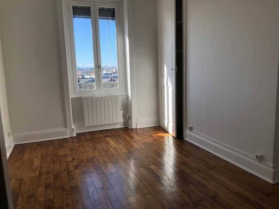 Appartement 2 pièces 38 m² · à Lyon 7ème Arrondissement · 38 m² · 685 €