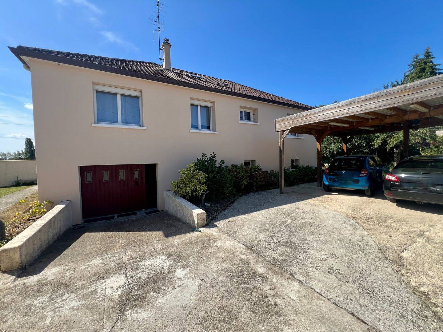 Maison 7 pièces 115 m² · à Bruyères-le-Châtel · 115 m² · 369 000 €