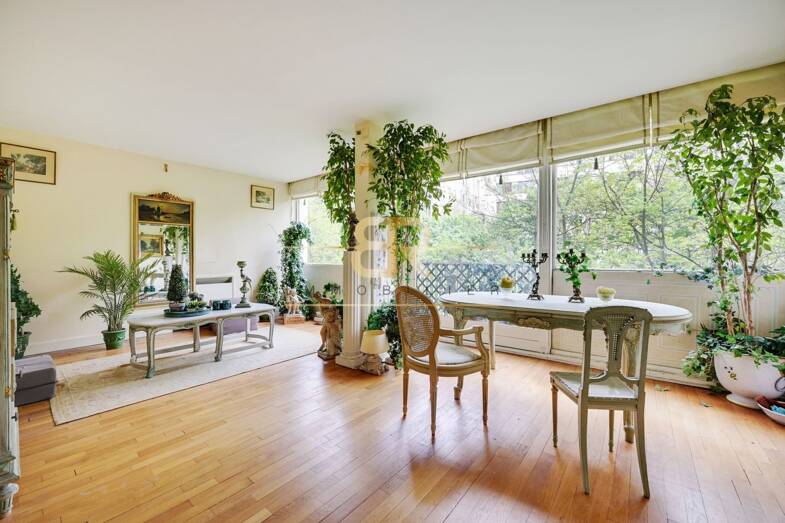 Appartement à vendre 830 000 € 4 pièces 3 chambres 88 m² Étage 1/8 Auteuil Nord Paris 16ème 75016