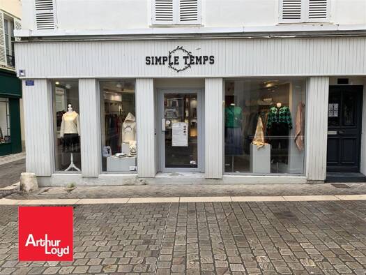 Local commercial à louer 1 600 € 63 m² de surface de vente Chartres 28000