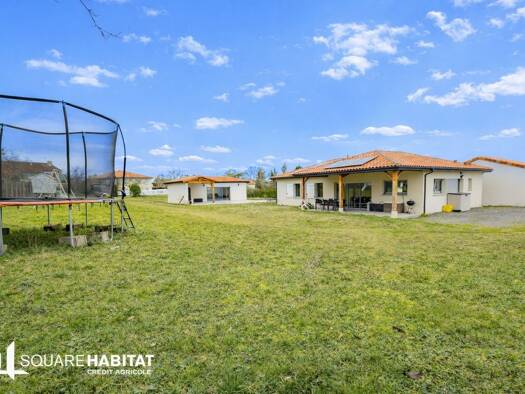 Maison de plain-pied à vendre 395 000 € 5 pièces 3 chambres 150 m² 2 500 m² de terrain Saint-Clar 32380