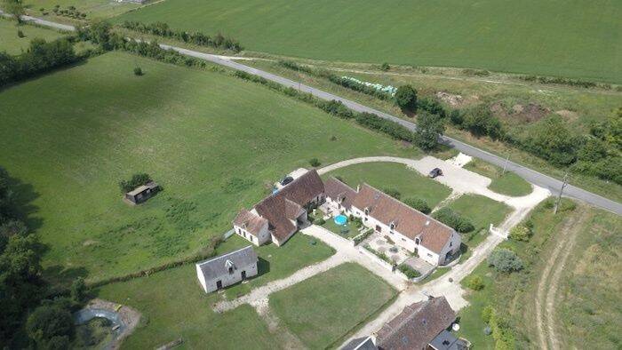 Maison 10 pièces 350 m² · à Le Tranger · 350 m² · 468 000 €
