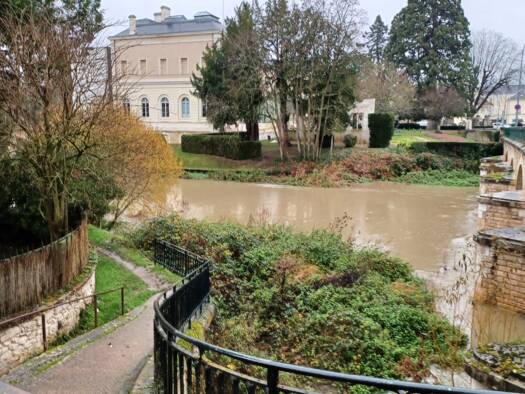 Immeuble à vendre 143 000 € 85 m² Montargis 45200