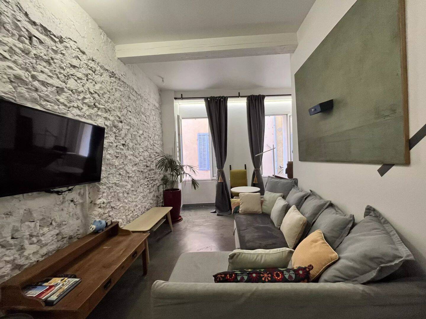 Appartement 1 pièce 32 m² · à La Ciotat · 31,8 m² · 820 €/mois