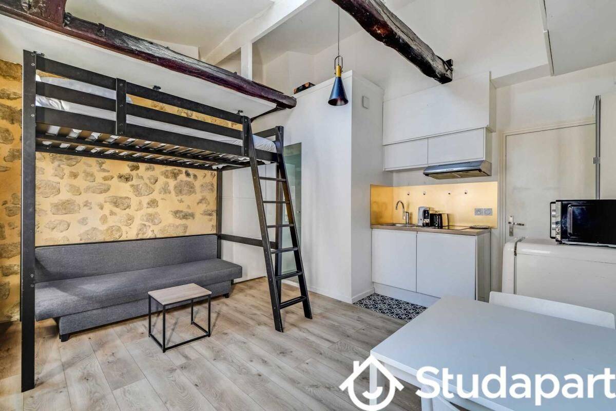Appartement 1 pièce 19 m² · à Paris 18ème Arrondissement · 19 m² · 1 435 €/mois