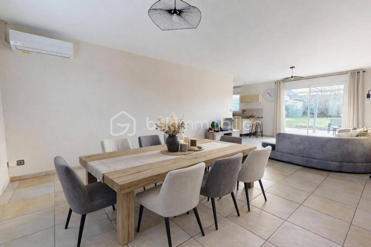 Maison 8 pièces 133 m² · à Avord · 133 m² · 230 000 €
