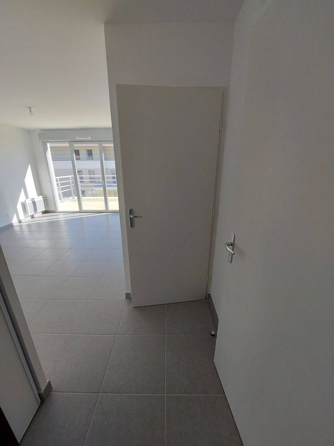 Appartement 2 pièces 41 m² · à Mandelieu-la-Napoule · 41,2 m² · 813 €/mois