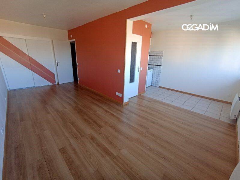 Appartement 1 pièce 34 m² · à Clermont-Ferrand · 34 m² · 400 €