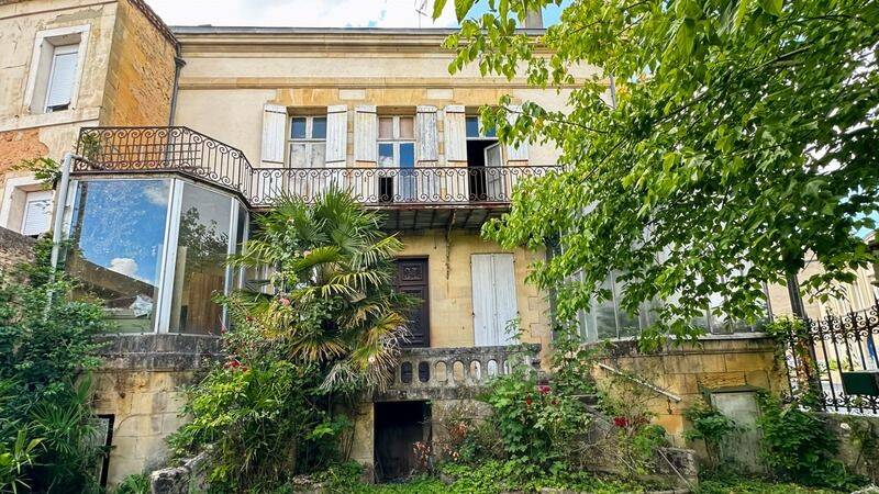 Maison 10 pièces 350 m² · à Bergerac · 350 m² · 337 000 €