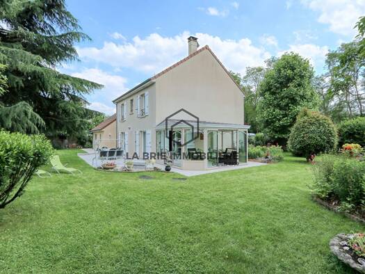 Maison à vendre - Première occupation 499 000 € 8 pièces 5 chambres 191,93 m² 1 200 m² de terrain Chevry-Cossigny 77173