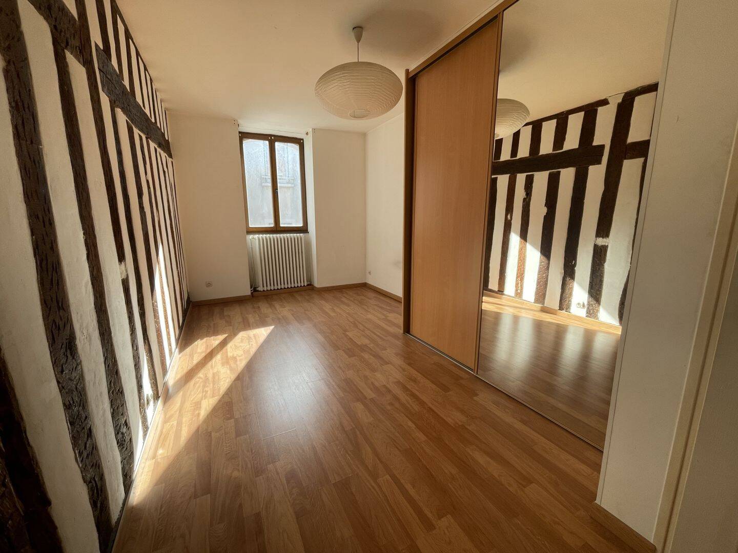 Appartement 2 pièces 57 m² · à Orléans · 57 m² · 580 €