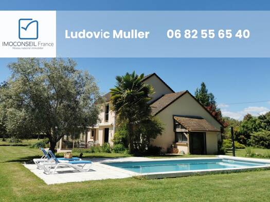 Maison de plain-pied à vendre 449 500 € 7 pièces 4 chambres 165 m² 8 471 m² de terrain Saint-Sozy 46200