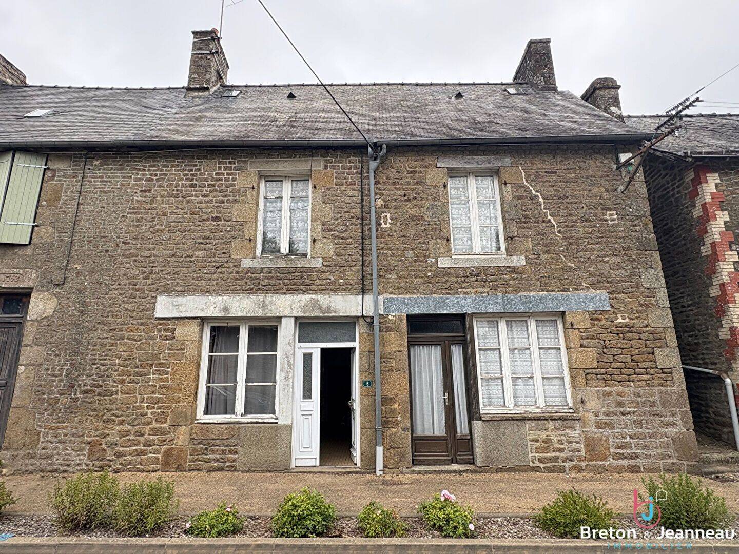 Maison 3 pièces 82 m² · à Levaré · 81,8 m² · 27 900 €