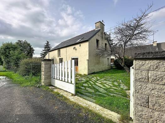 Maison à vendre 149 990 € 5 pièces 2 chambres 114 m² 609 m² de terrain Saint-Vincent-sur-Oust 56350