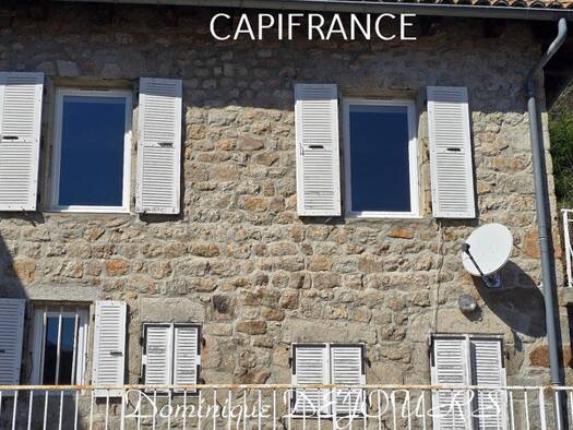 Maison à vendre 229 000 € 5 pièces 3 chambres 125 m² 586 m² de terrain Marcols-les-Eaux 07190