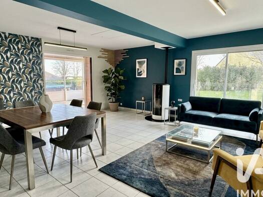 Maison à vendre 441 000 € 10 pièces 7 chambres 230 m² 1 000 m² de terrain Saint-Urbain 29800