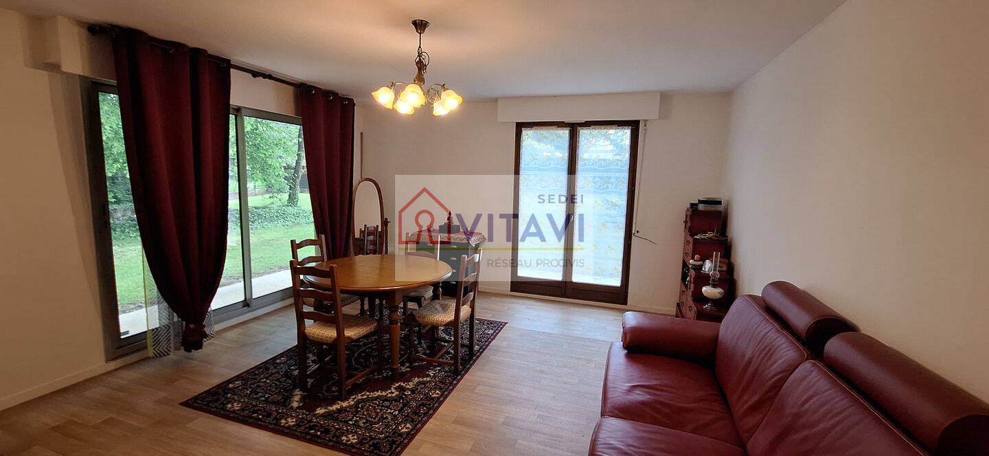 Appartement 3 pièces 72 m² · à Compiègne · 72,4 m² · 155 000 €