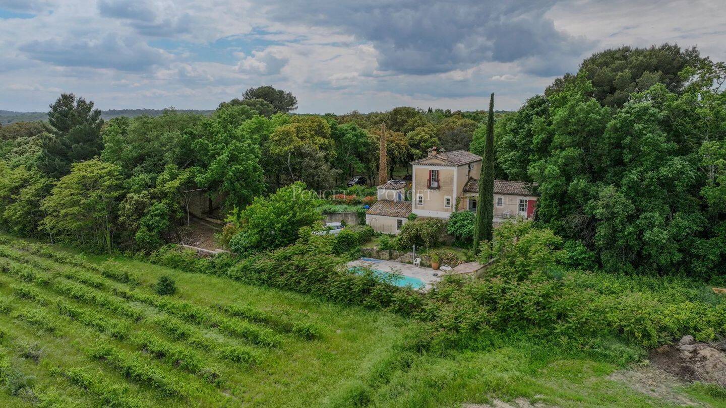 Maison 6 pièces 120 m² · à Uzès · 120 m² · 1 400 000 €