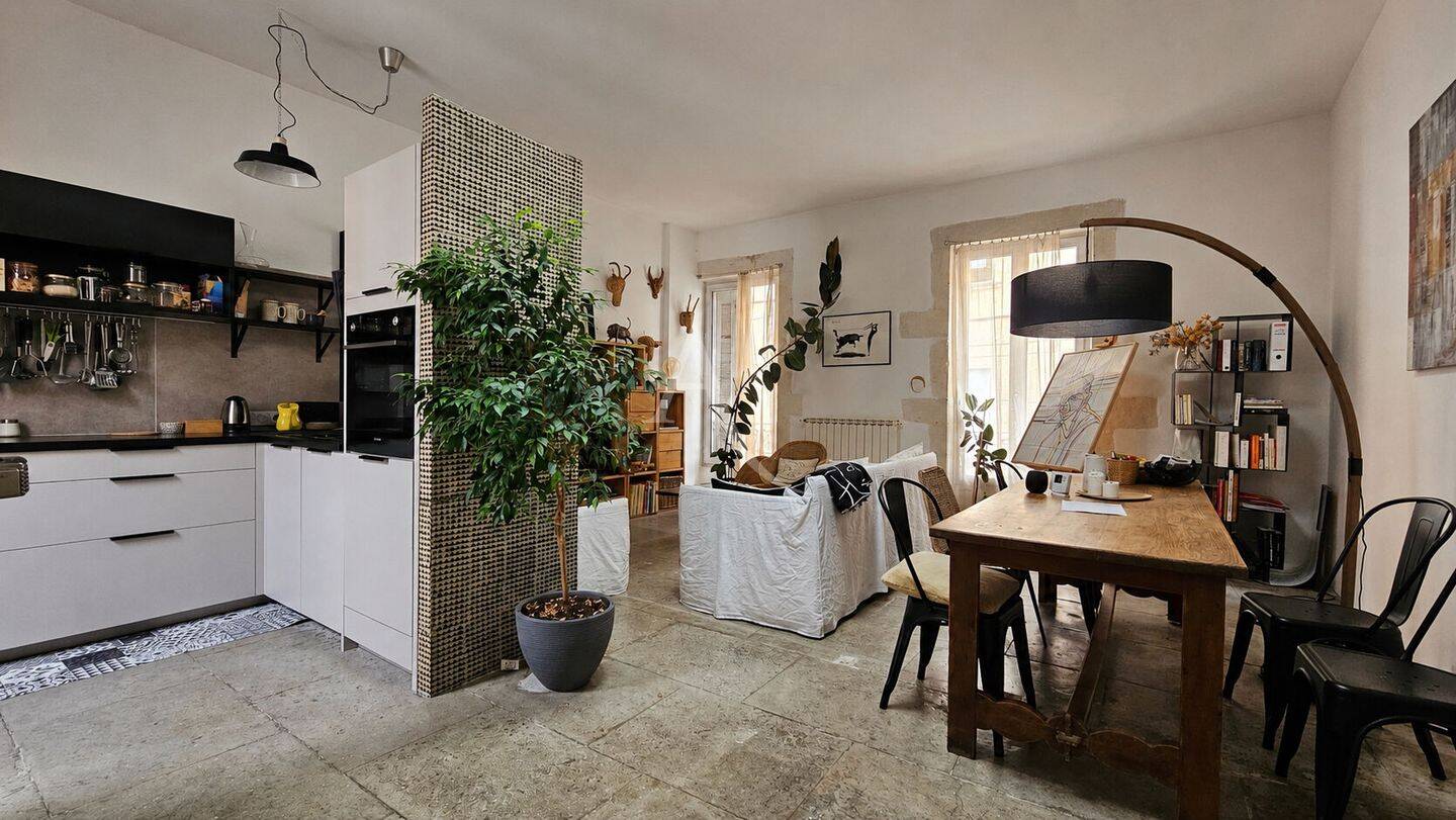 Maison 4 pièces 98 m² · à Nîmes · 98 m² · 325 000 €