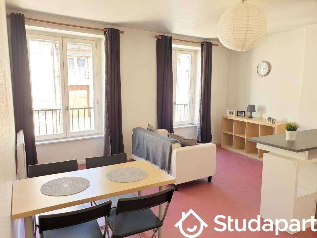 Appartement 2 pièces 45 m² · à Saint-Étienne · 45 m² · 495 €