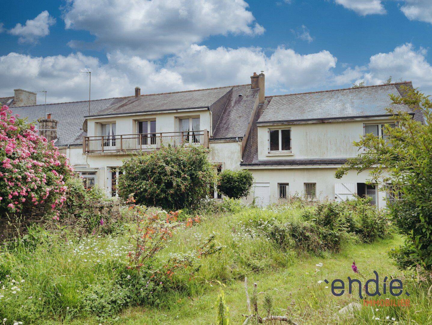 Maison 8 pièces 250 m² · à Melrand · 250 m² · 290 500 €