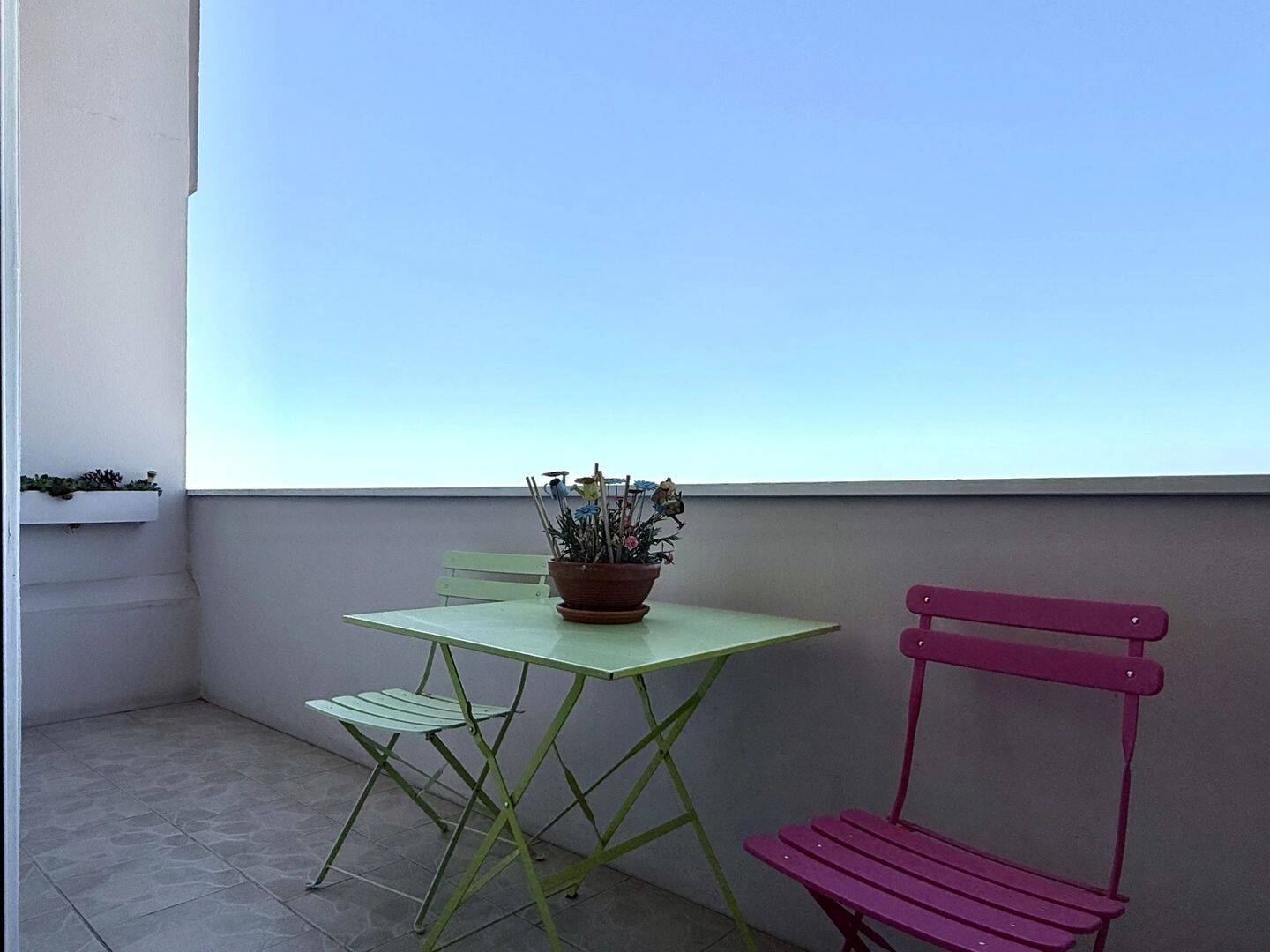 Appartement 5 pièces 99 m² · à Bihorel · 99,3 m² · 100 000 €