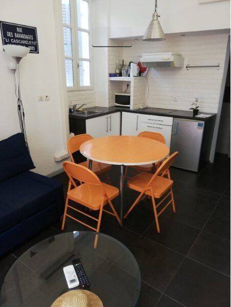 Appartement 2 pièces 26 m² · à Marseille 2ème Arrondissement · 26 m² · 750 €