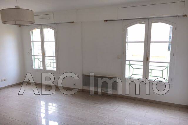 Appartement 1 pièce 23 m² · à Aix-en-Provence · 23,2 m² · 660 €