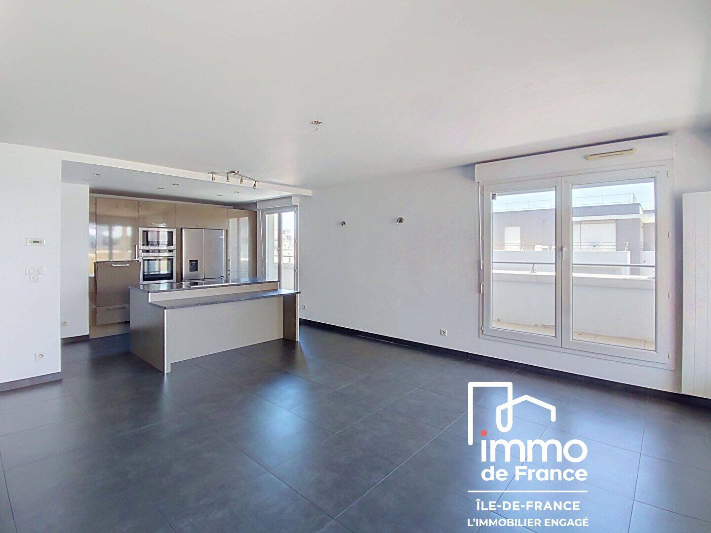Appartement 4 pièces 96 m² · à Chartres · 95,7 m² · 900 €/mois