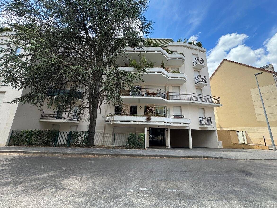 Appartement 2 pièces 43 m² · à Dijon · 43 m² · 150 000 €