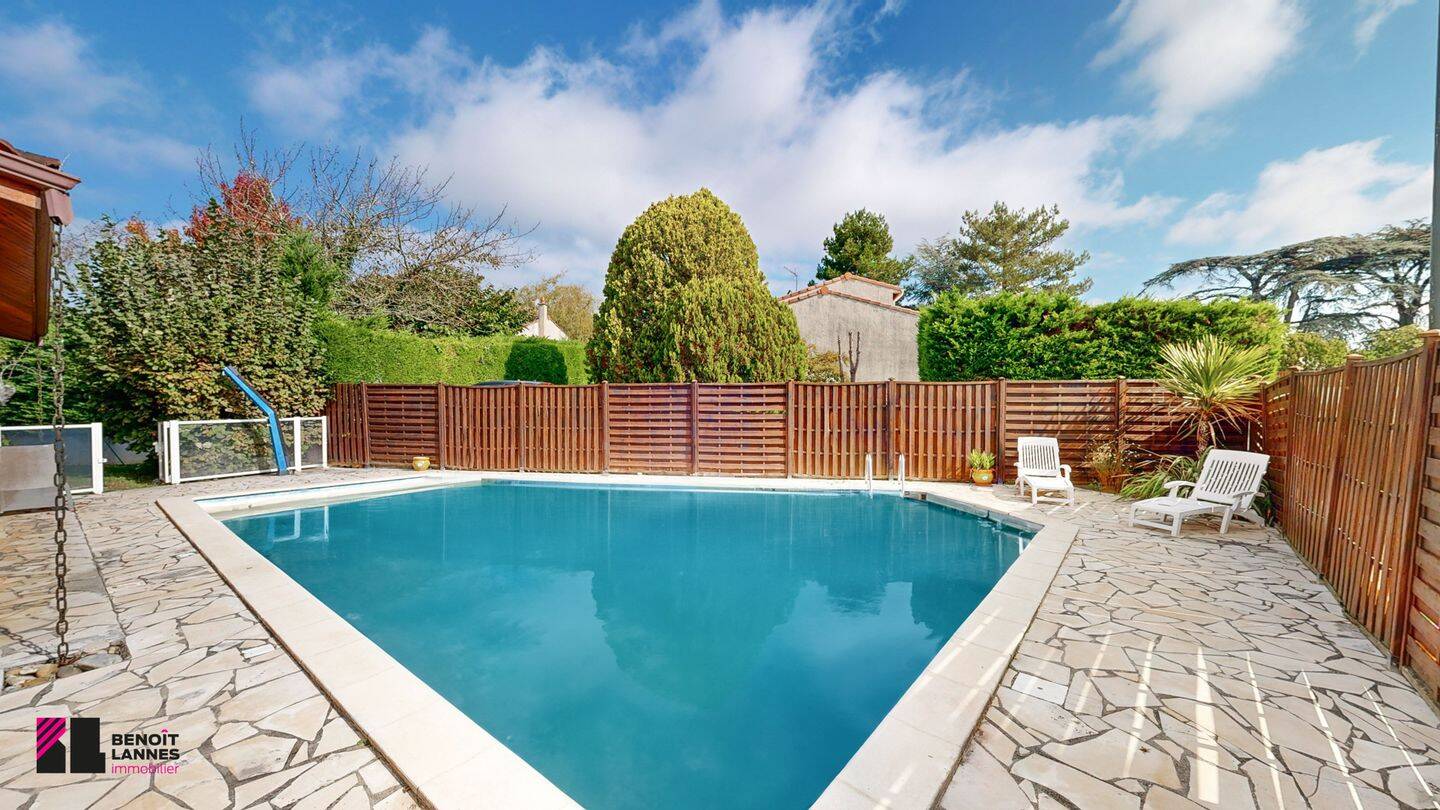 Maison 5 pièces 142 m² · à Castelmaurou · 142 m² · 360 000 €
