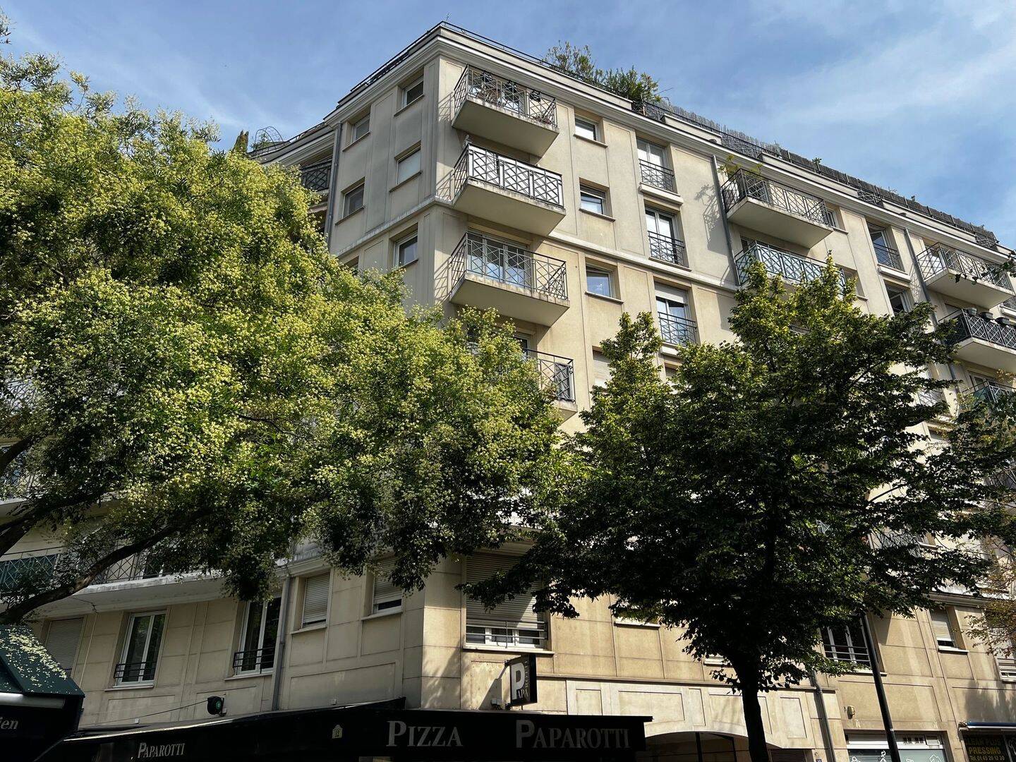 Appartement 3 pièces 67 m² · à Issy-les-Moulineaux · 66,5 m² · 1 880 €