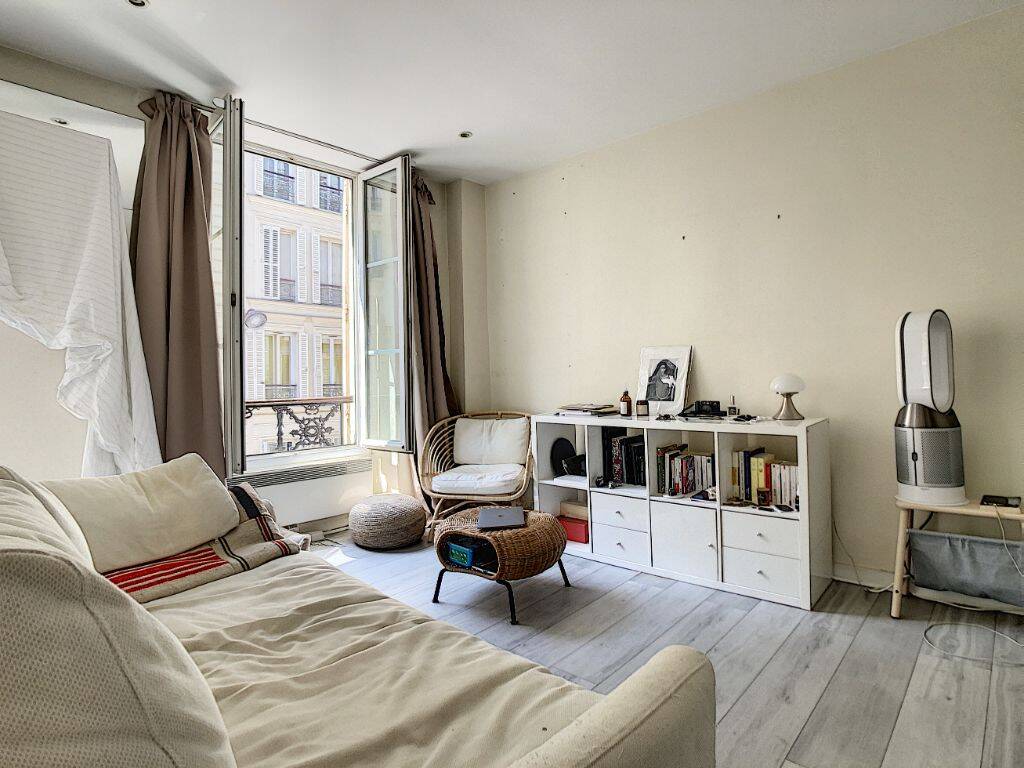 Appartement 1 pièce 23 m² · à Paris 9ème Arrondissement · 23 m² · 976 €/mois