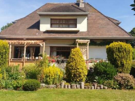Maison à vendre 255 000 € 7 pièces 5 chambres 133 m² 1 000 m² de terrain Fressenneville 80390