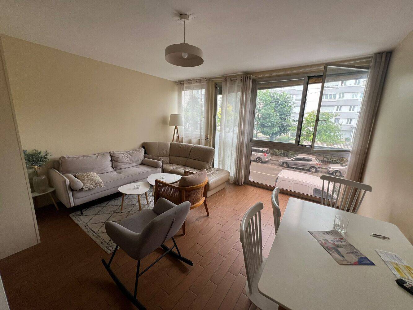 4 pièces 74 m² · à Aubervilliers · 74 m² · 550 €
