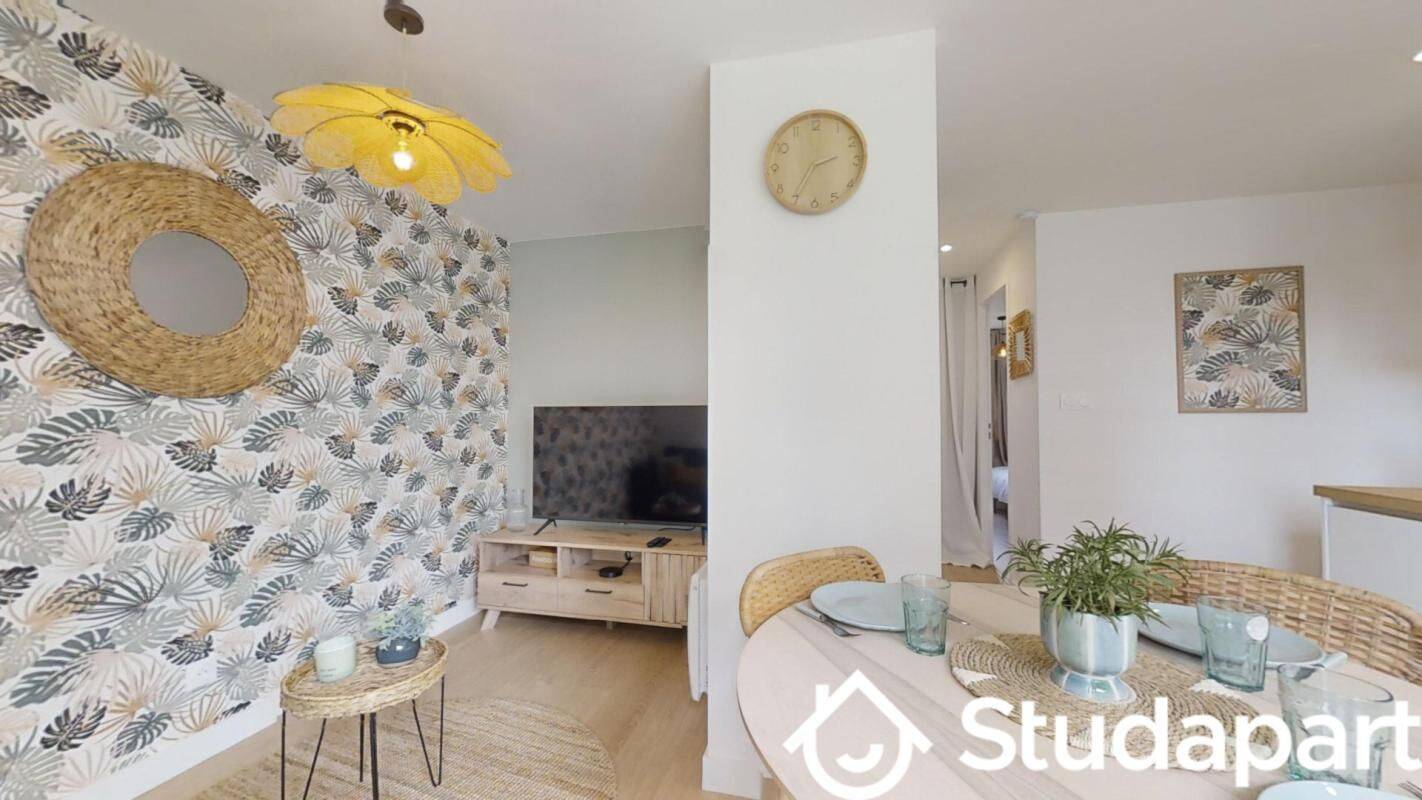1 pièce 9 m² · à Lorient · 9 m² · 450 €