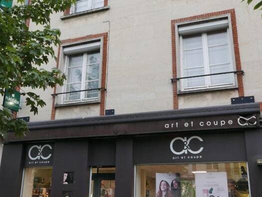 Local commercial à vendre 301 700 € 135 m² de surface de vente Sud Rethel 08300