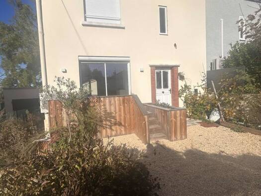 Maison à vendre 212 000 € 3 pièces 2 chambres 81 m² 194 m² de terrain France et Rosieres Vichy 03200