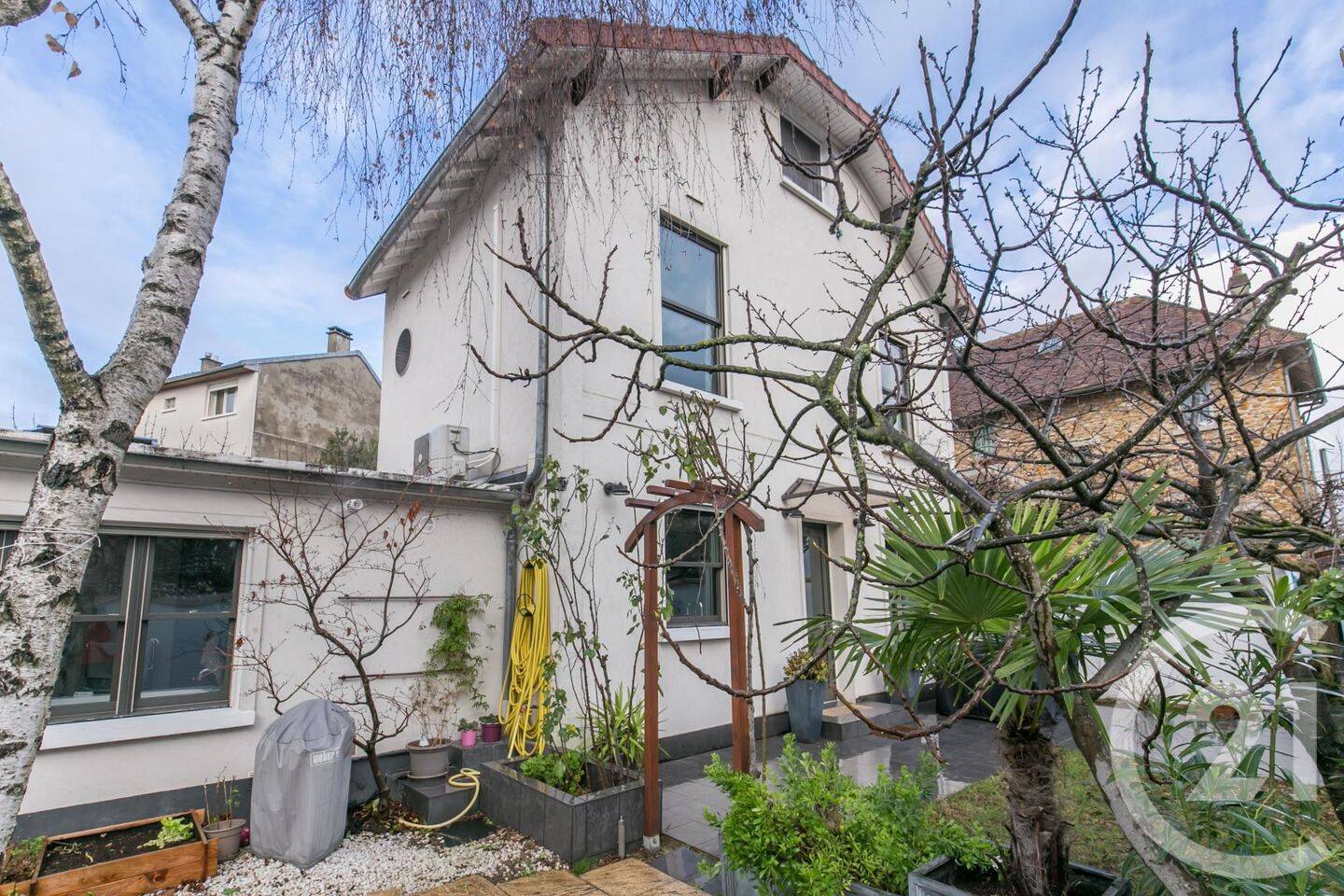 Maison 5 pièces 97 m² · à Saint-Maur-des-Fossés · 97 m² · 2 350 €/mois