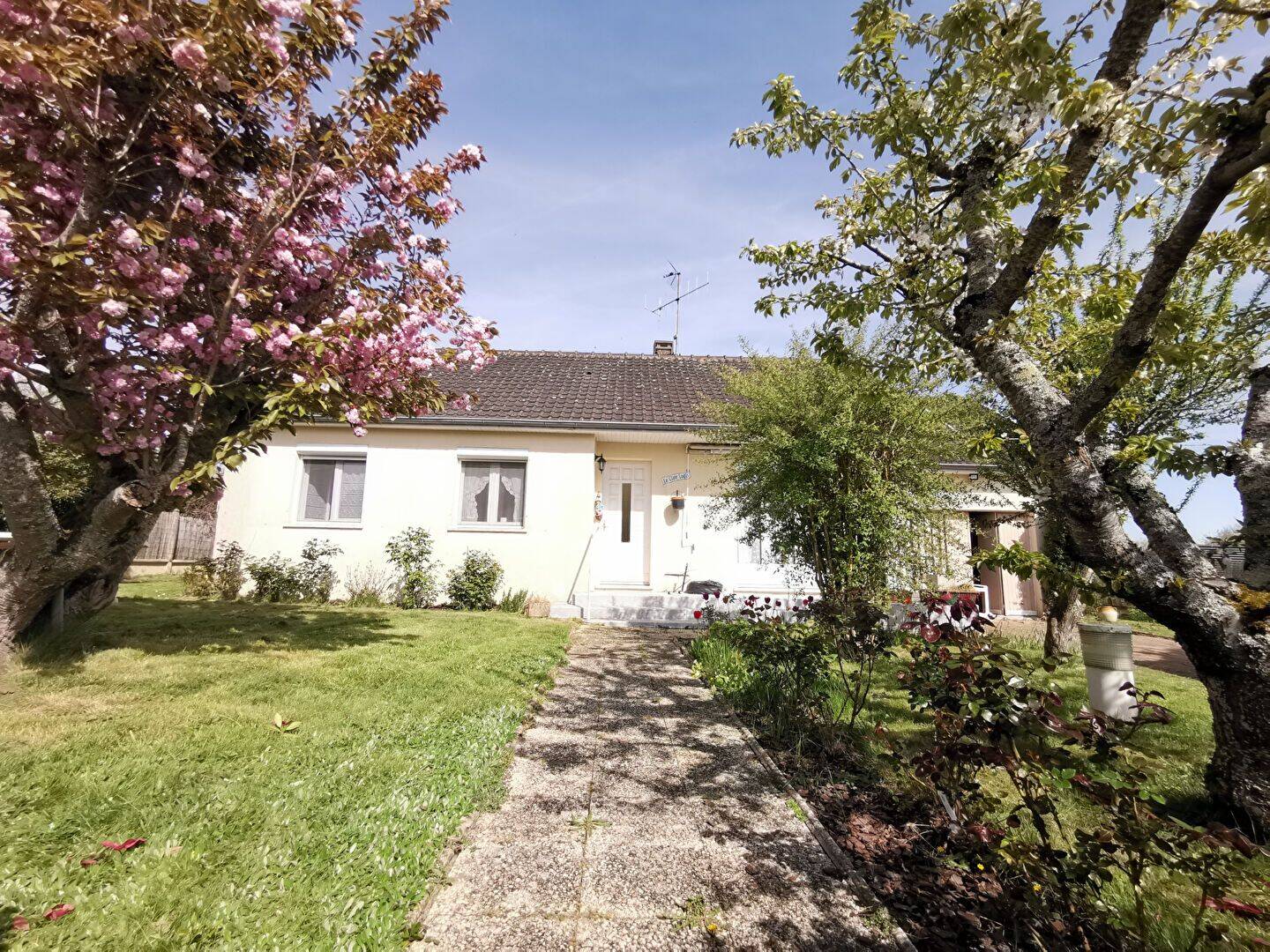 Maison 3 pièces 78 m² · à Chapelle-Royale · 77,8 m² · 99 900 €