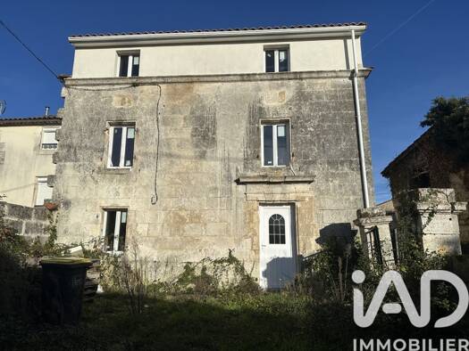 Maison à vendre 119 000 € 3 pièces 2 chambres 88 m² 634 m² de terrain Dirac 16410