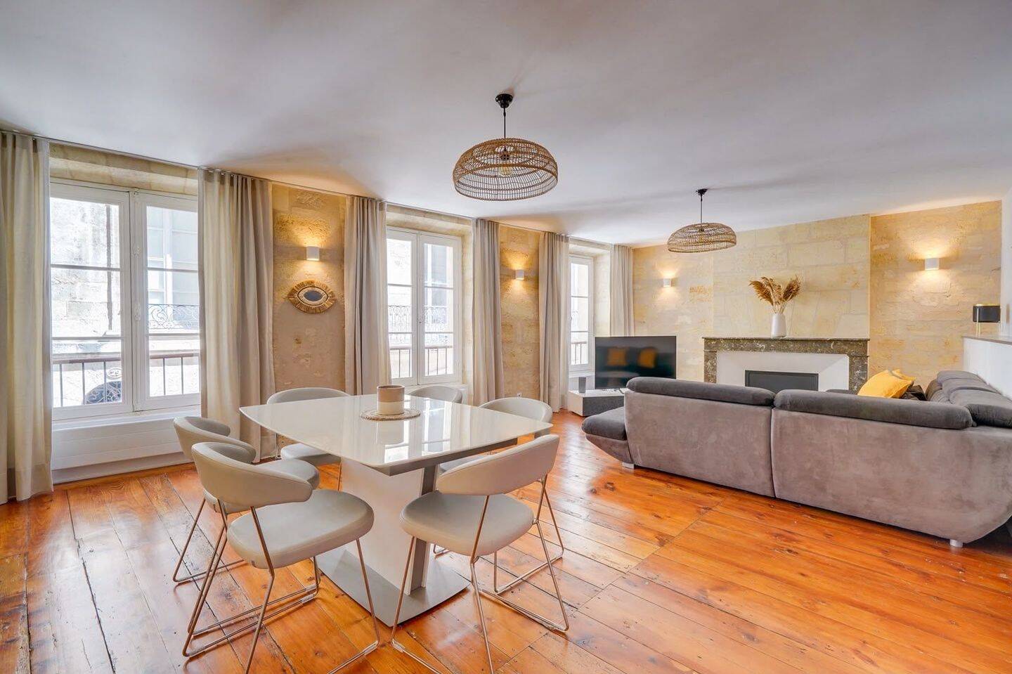 Appartement 2 pièces 70 m² · à Bordeaux · 70 m² · 1 690 €/mois