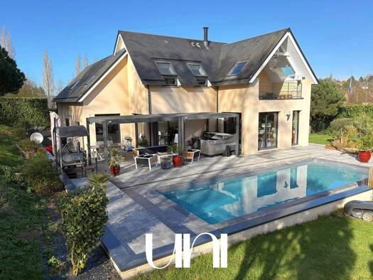 Maison à vendre 899 000 € 4 pièces 3 chambres 174 m² 3 482 m² de terrain Gonneville-sur-Mer 14510