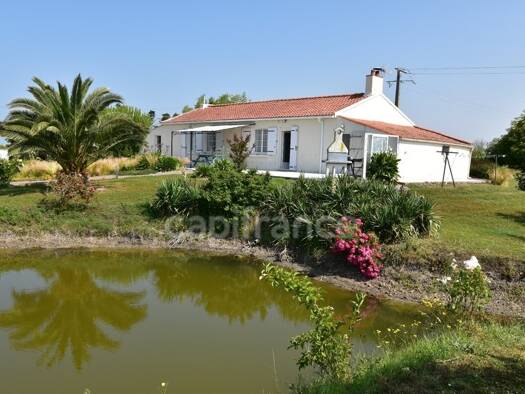 Maison à vendre 249 900 € 6 pièces 3 chambres 93 m² 12 575 m² de terrain Beauvoir-sur-Mer 85230