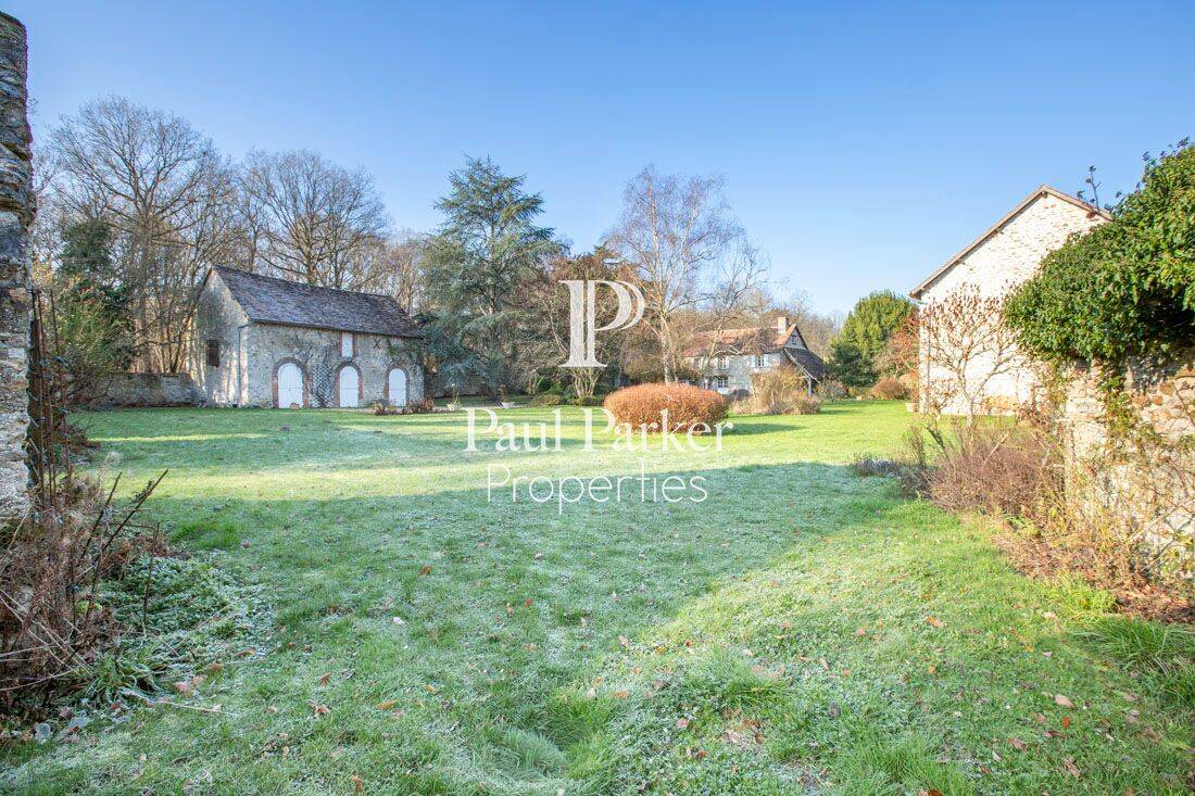 Maison 7 pièces 205 m² · à Autheuil-Authouillet · 205 m² · 980 000 €