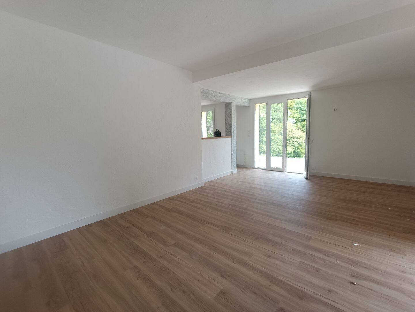 Appartement 3 pièces 70 m² · à Vence · 69,5 m² · 1 500 €/mois