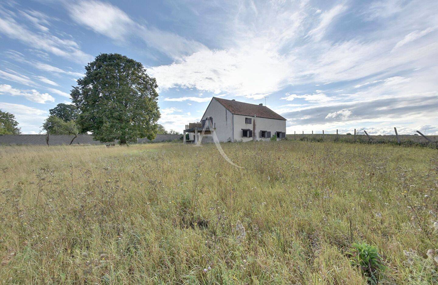 Maison 8 pièces 201 m² · à Fleury-la-Vallée · 201 m² · 69 500 €