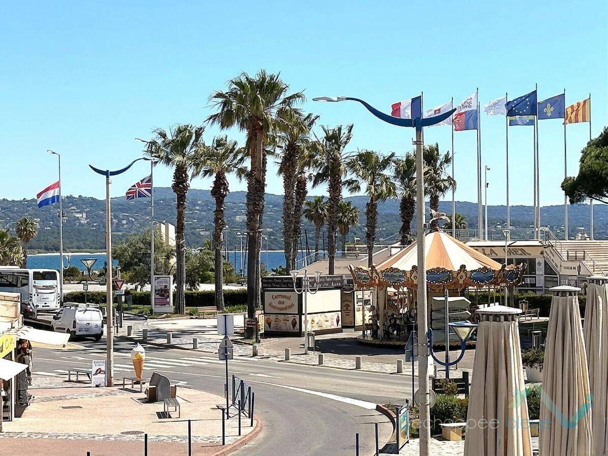 Appartement 2 pièces 62 m² · à Cavalaire-sur-Mer · 62,1 m² · 299 900 €